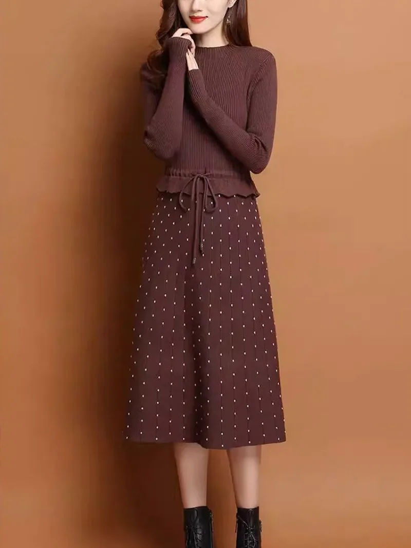 Novo Vestido de Malha Feminino Elegante e Moderno, Modelo A-Line de Comprimento Médio com Camadas, para Outono/Inverno e Uso Diário