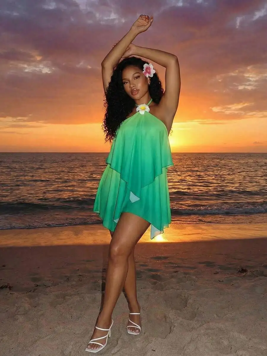 

Ombre Green Halter Neck Tie Dress With Floral Decoration For Vacation
