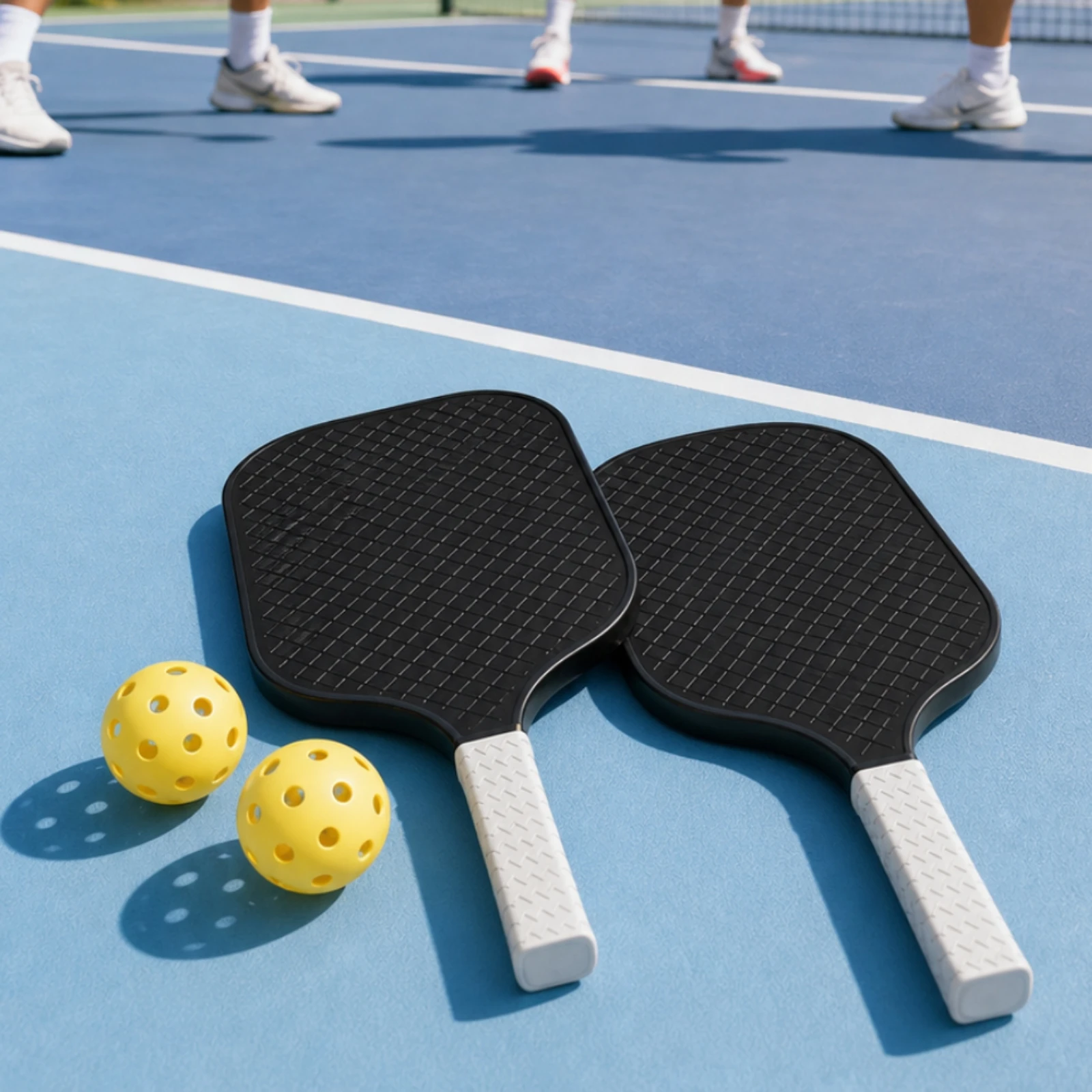 2 Pieces Pickleball Paddle Set with Balls Long-Lasting Pickleball Paddle Set Rackets Anti-Slip Sports Equipment