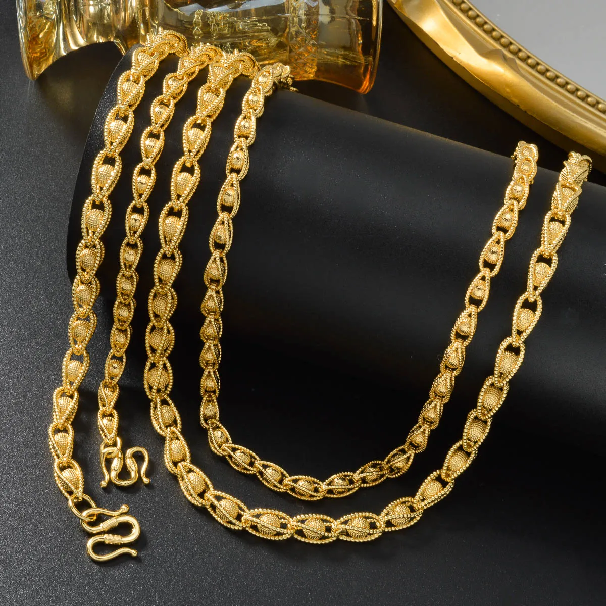 

Gold Plated Copper Hollowed Out Woven Chain Set Hip Hop Retro Luxury Necklace Bracelet Unisex Daily Wear Jewelry Gift Idea