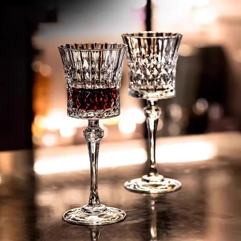 Light luxury high-end imported household crystal glass red wine glass set, mountain decanter high-value foreign wine cup