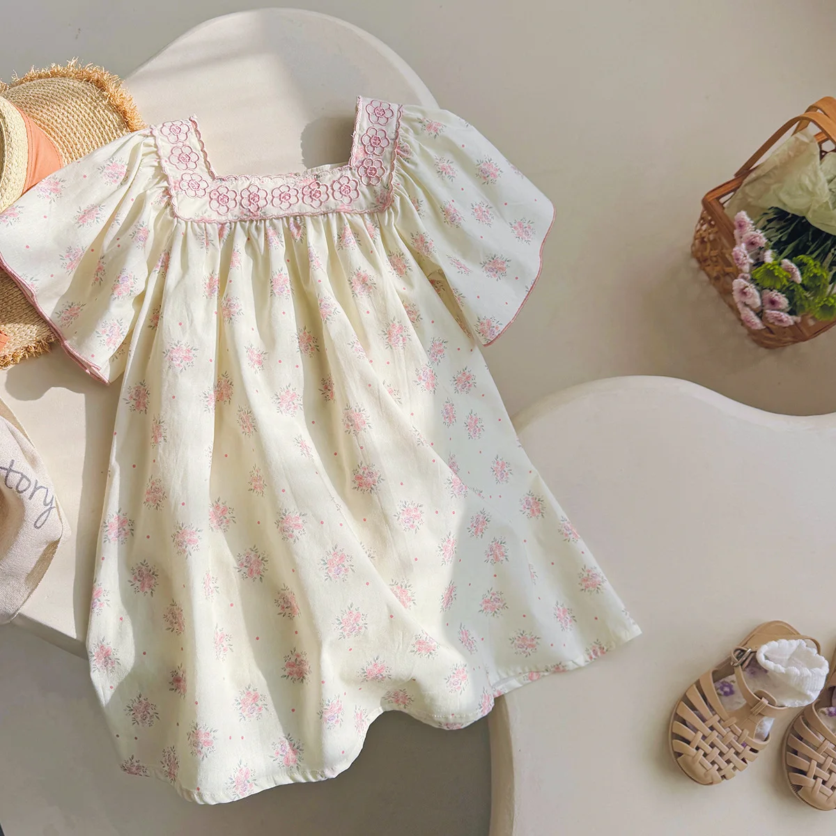 

2025 New Children'S Summer Clothing Elegant Dress For Kids Embroidered Square-Neck Short Sleeves Loose Kids Princess Dress 2-8Y