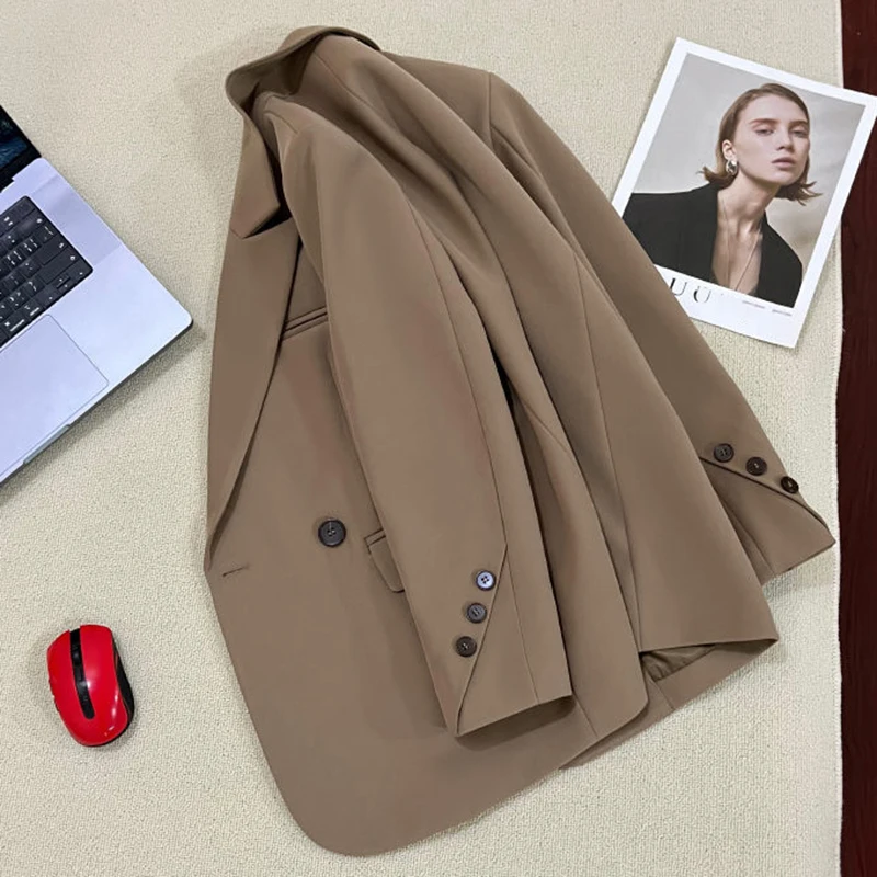 グリーンスーツコート春秋の女性の韓国ダブルブレストカジュアルブレザージャケットファッションルーズオールマッチブラウンブレザー生き抜く