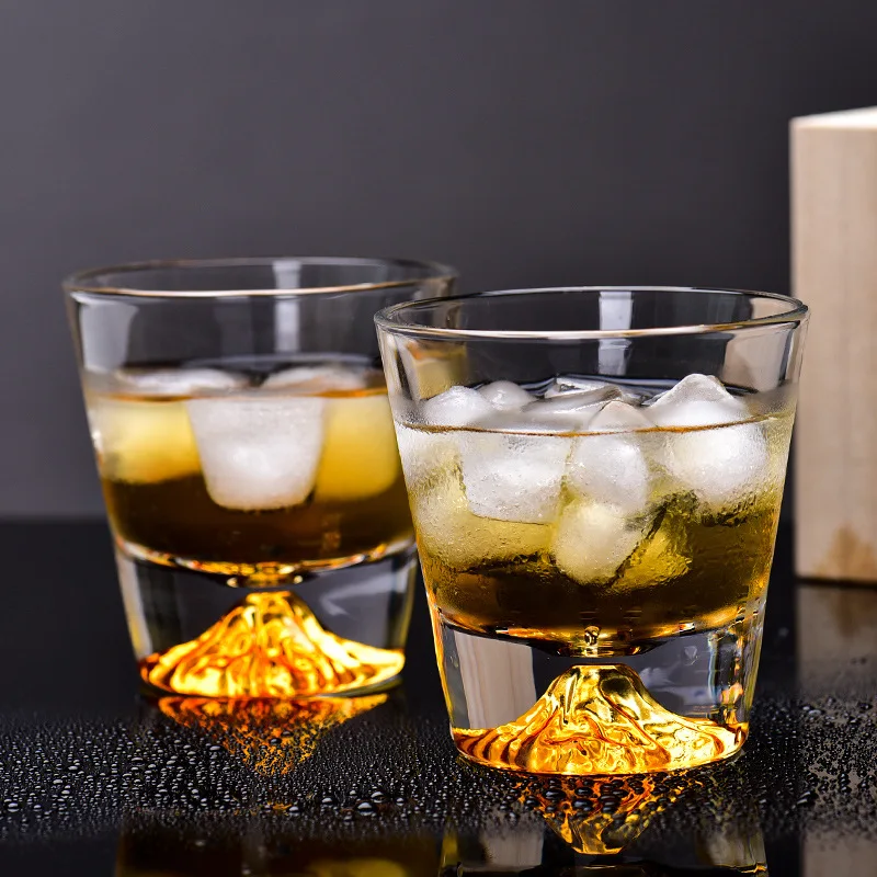 

Japanese Fuji Mountain Glass Cup Set Heat Resistant Crystal Whiskey Glasses Gift Box for Couples