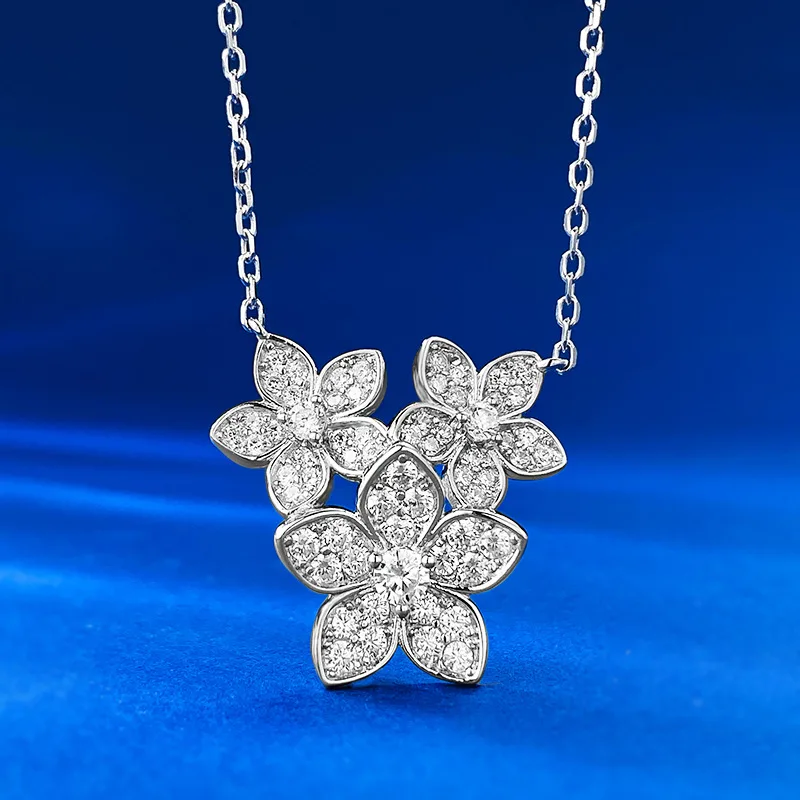 S925 Silver Flower Brocade Cluster Pendant Three Flower Small Flower S925 Silver Flower Shaped Collar Chain Wholesale