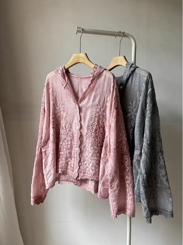 

Художественная тяжелая вышивка, чистый цвет, irt Jaet, большой размер, женская повседневная футболка с капюшоном на одной пуговице и защитой от солнца...