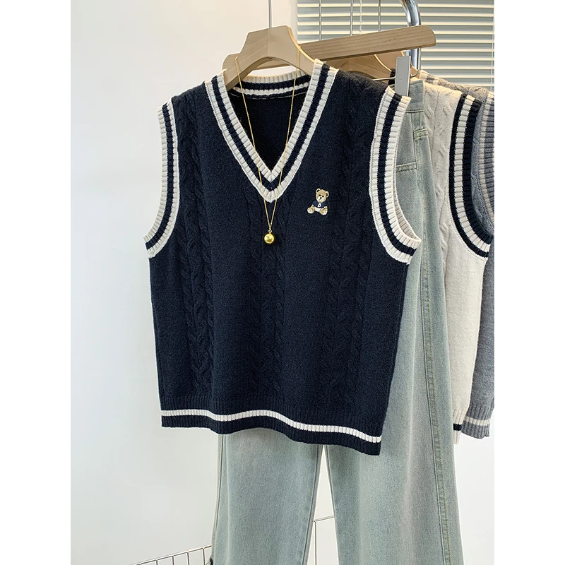 Korean Cute Sweater Vest Women Short Jacquard Cartoon Embroidery Sweet Girls All-match Japanese Fashion Slim Knitted Autumn Chic