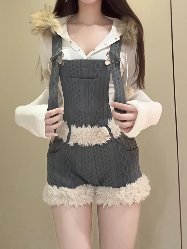 

American style plush shoulder strap shorts women in autumn and winter new slim knit Fried Dough Twists casual jumpsuit