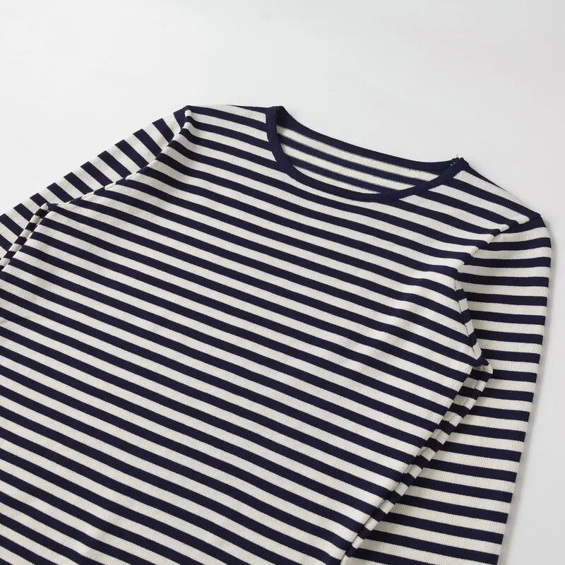 وصل حديثًا لخريف 2025 بلوفر نسائي غير رسمي مخطط للتنقل متعدد الاستخدامات مريح طويل Sve مستدير Ne