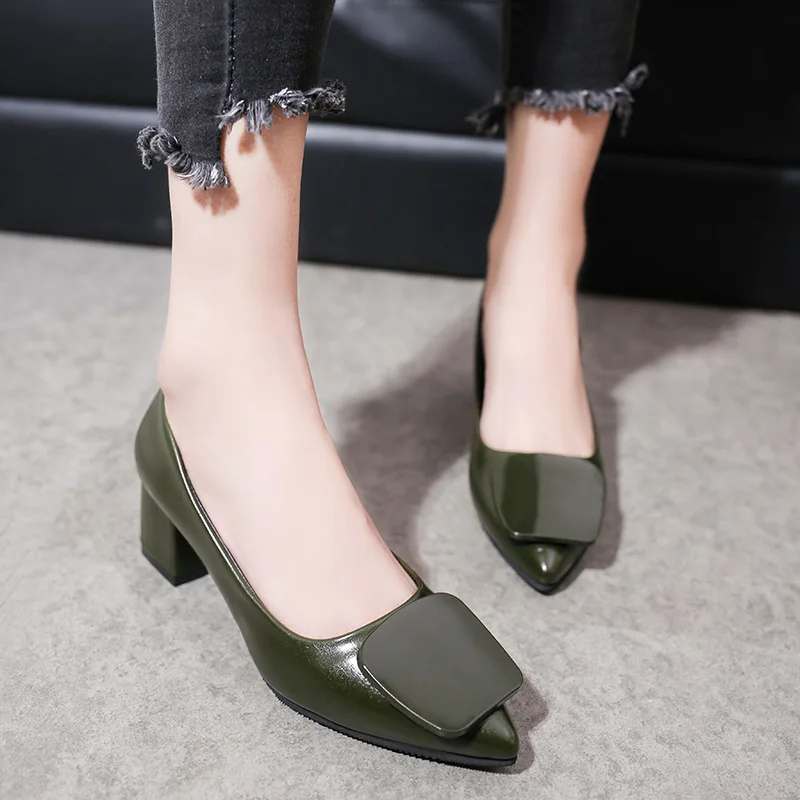 New Spring Festival women's chunky and pointy solid-color Korean high heels