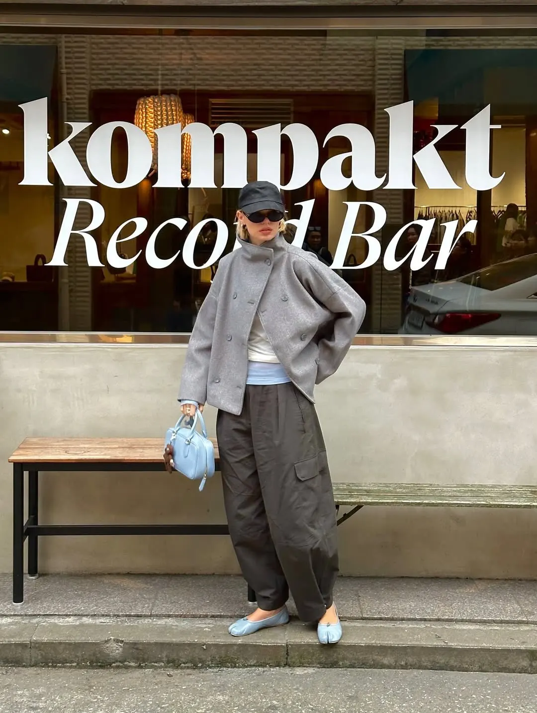 

YENKYE, новое модное двубортное короткое шерстяное пальто с воротником-стойкой для женщин, элегантное осенне-зимнее пальто с длинными рукавами