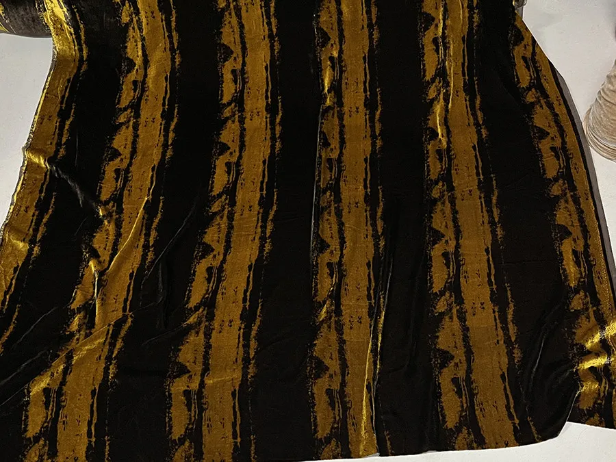 Designer Cloth Wide Striped Silk Velvet Clothing Fabric Fashionable Brown Contrast Color Silk Soft Fabric Suit