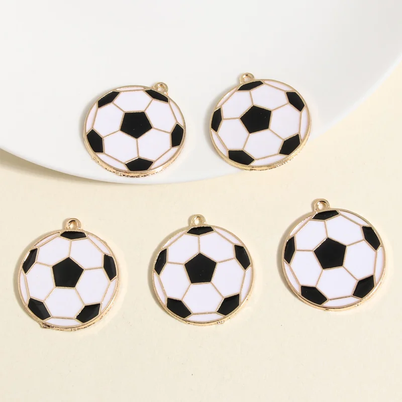 5 pz Colore Oro 28x25mm Divertente Smalto Calcio Calcio Pendenti E Ciondoli Sport Ciondolo Misura Collane FAI DA TE Gioielli Fatti A Mano Trovare