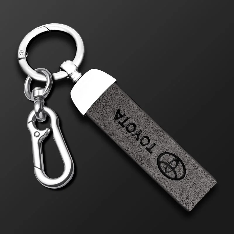 Metal Leather Car Styling Keychain For Toyota Chr rav4 Yaris prius avensis Corolla Camry Key Chain Key Rings Auto Accessories