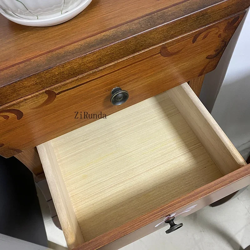 ** Armário americano retrô tradicional de madeira maciça com sete gavetas, cozinha, sala de estar, vaso de armazenamento decorativo