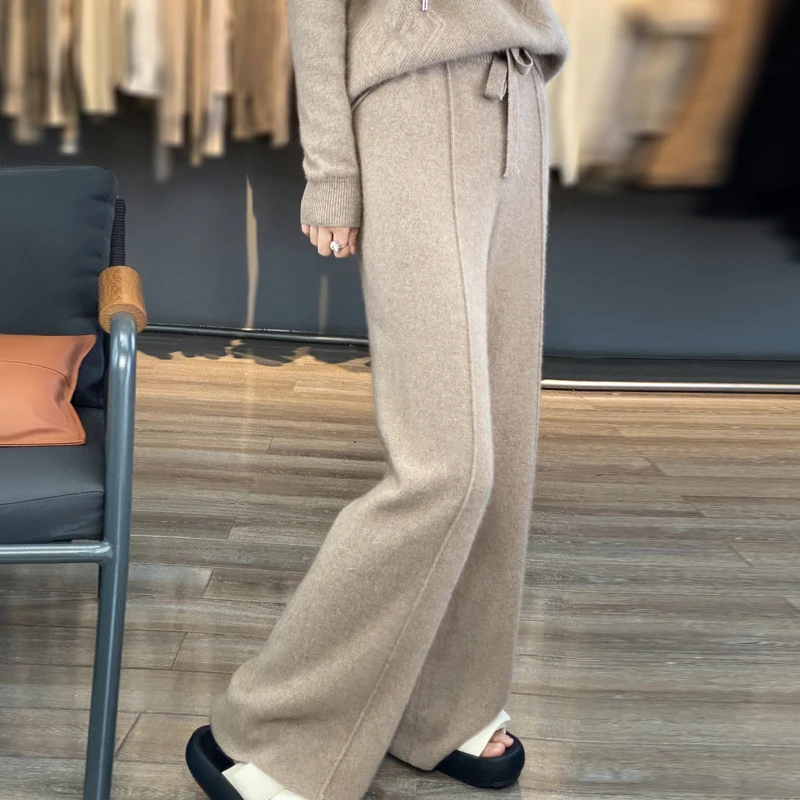 Pantaloni in lana 100% pantaloni invernali a gamba larga lavorati a maglia da donna pantaloni spessi in cashmere Maillard gaiden le donne indossano all'esterno.