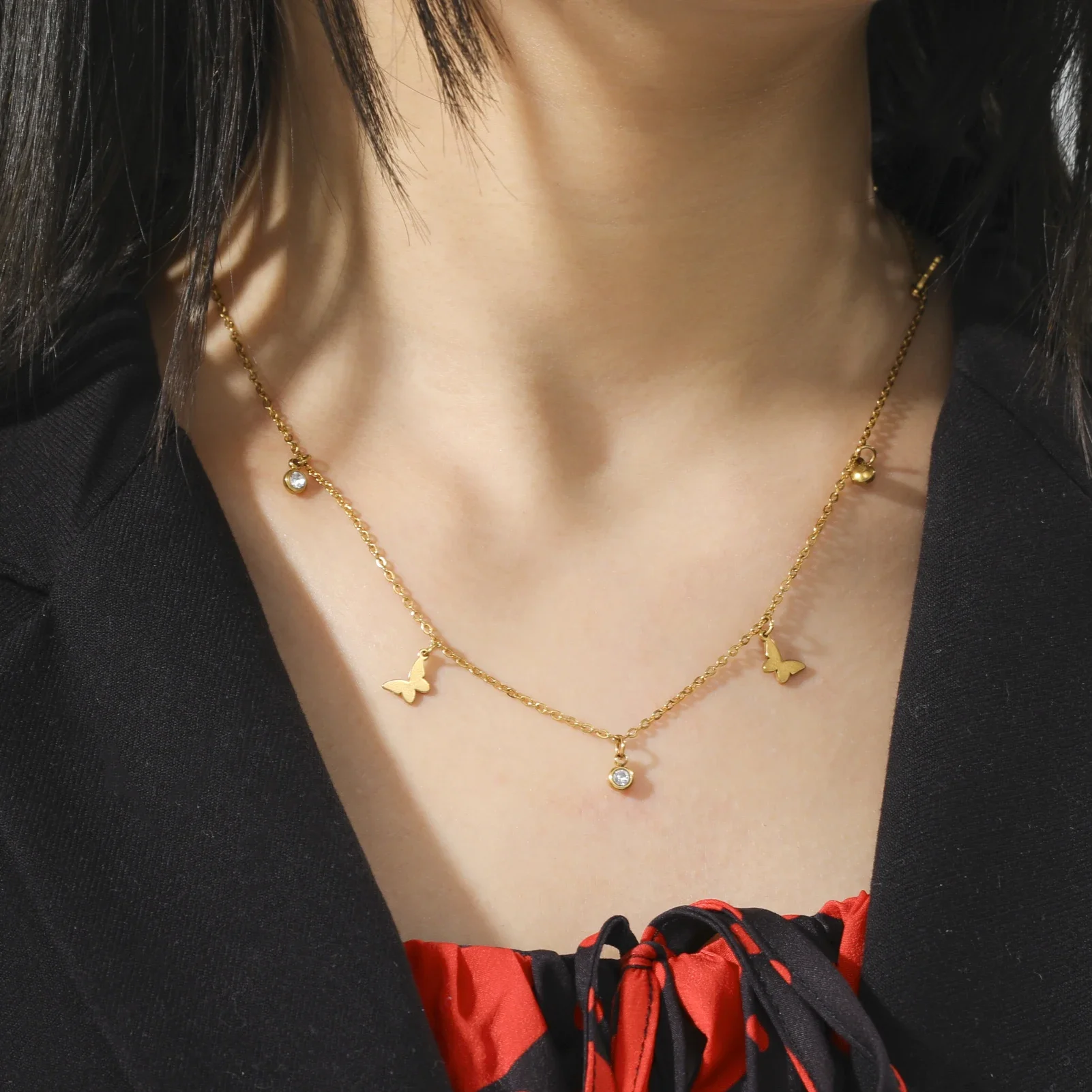 Skyrim New Boho Heart Crysral Pendant Necklace For Women Stainless Steel Simple Clavicle Chain Necklaces Fashion Jewelry Gift