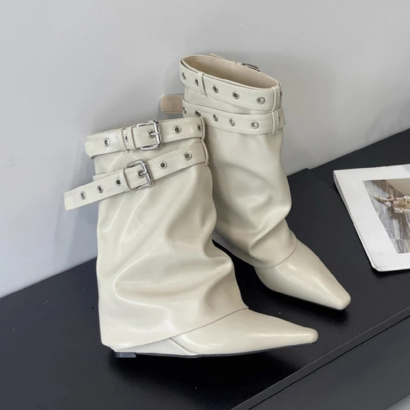 

Женские ботильоны с острым носком, дизайнерская обувь на плоской подошве, женская зимняя новинка 2025 года, пикантная готическая обувь, прогулочная мягкая обувь Zapatos с пряжкой Mujer Botas