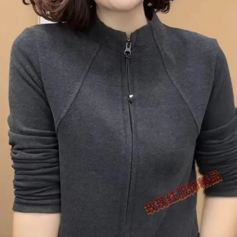 

2025 Autumn Winter New Products Fashionable Stylish Versatile Temperament Zipper Cardigan Temperament Warm Long Sleeved Top