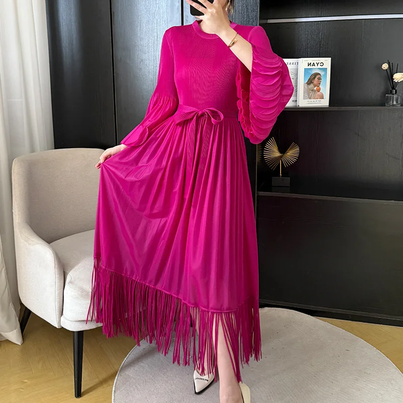 YFPF Modna plisowana sukienka dla kobiet z frędzlami Patchworkowy pasek na rękawach Długie sukienki z linii A 2025 Nowość 3A356