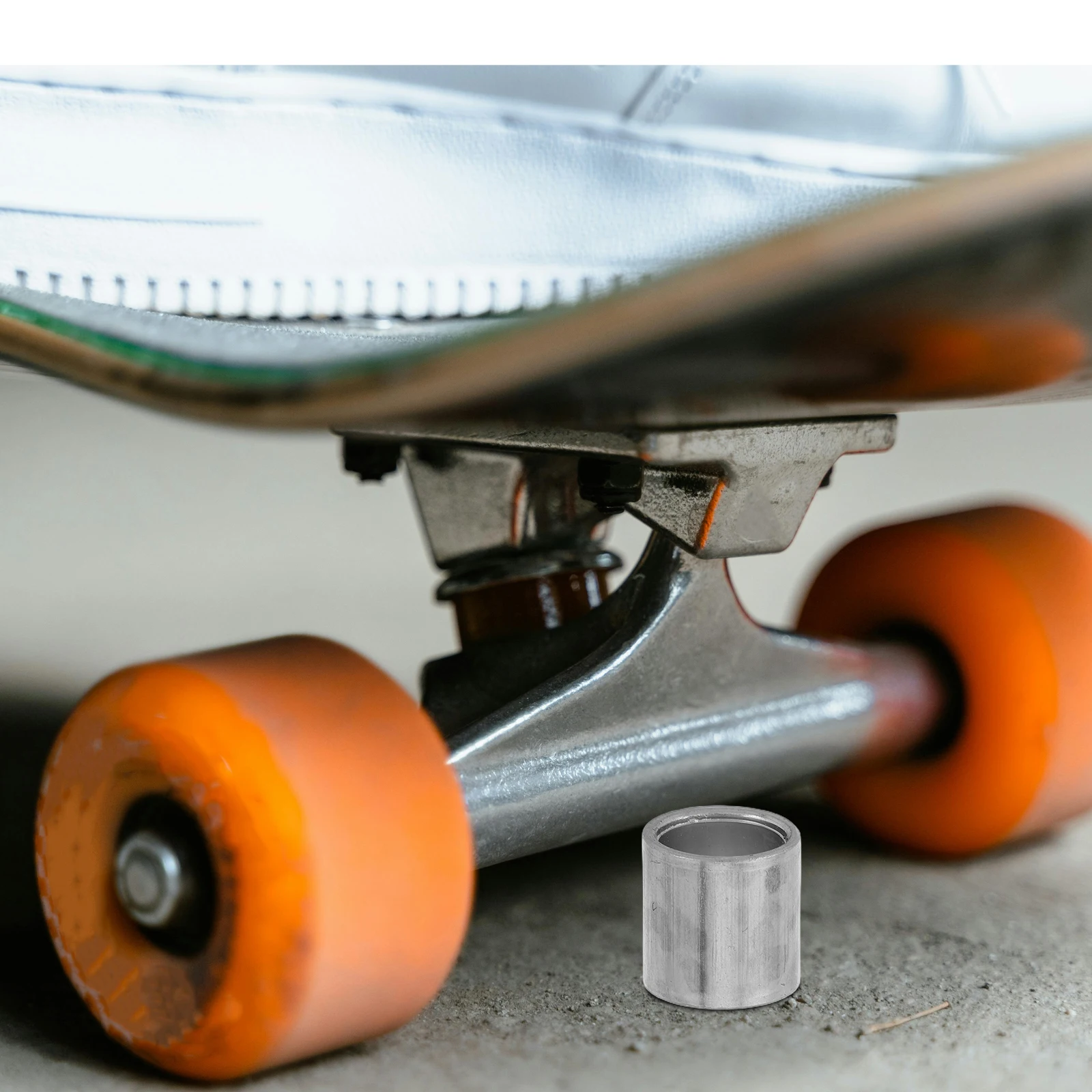 

50 Pcs Skateboard Sleeve Ball Maintenance Iron Roller Base Retainers Components Scooter Parts Full Complement Bearing Skates
