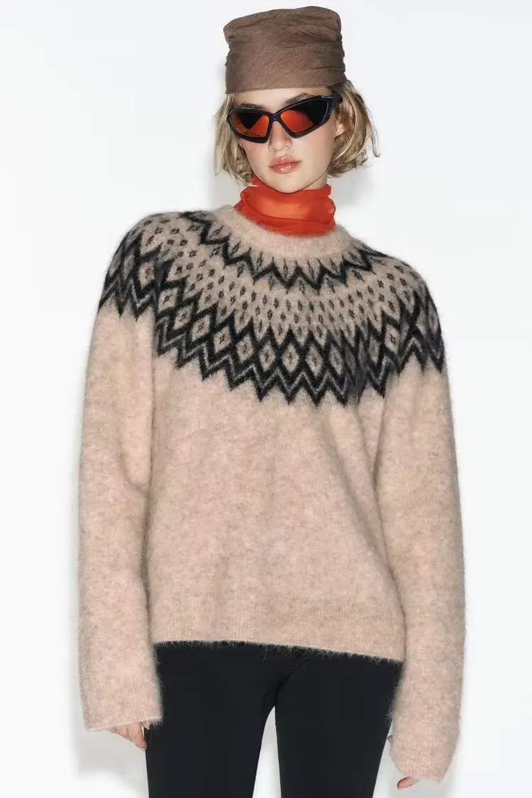 

BB7025 Autumn/Winter New Style Lazy Loose Round Neck Splicing Color Contrasting Jacquard Knitted Sweater Sweater 5755023