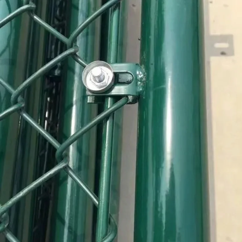 custom.PVC-Coated Chain Link Field Fence Metal Barbed Wire with Sports Usage
