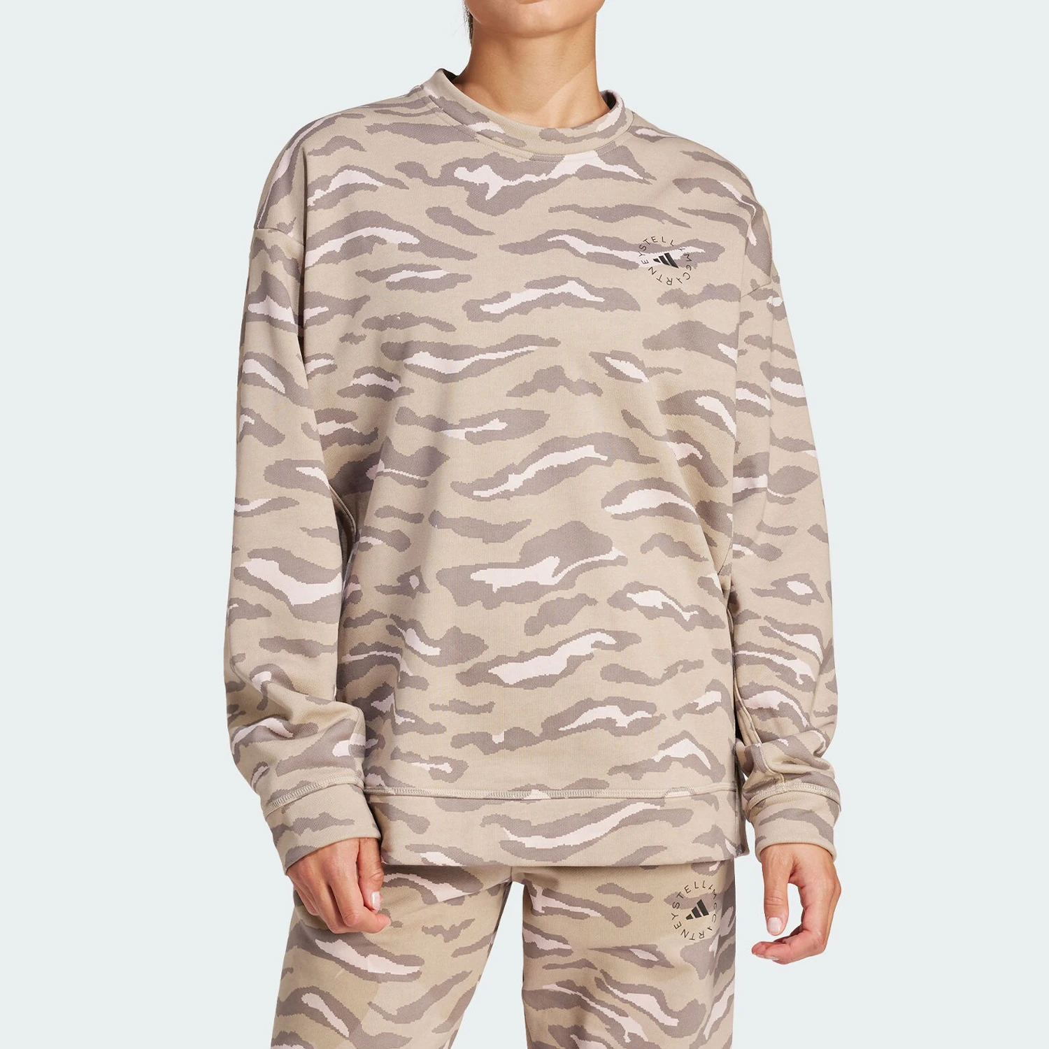 

Adidas genuine New Women's Loose Casual Round Neck Sweatshirt IN3632