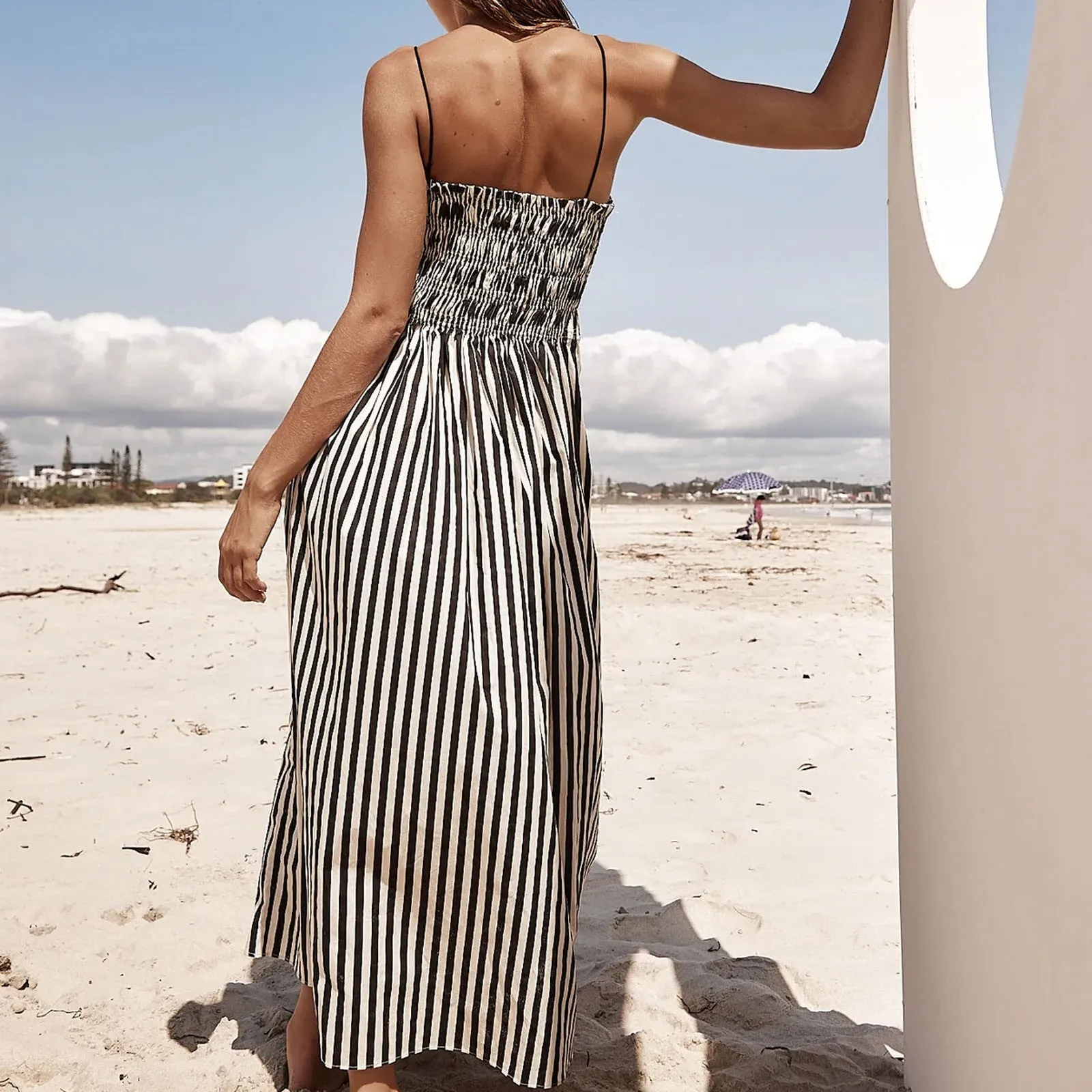 Women's Fashion Stripe Print Long Dress Summer Sleeveless Swing Cutout Backless Maxi Dress Female Smocked Spaghetti Strap Dress