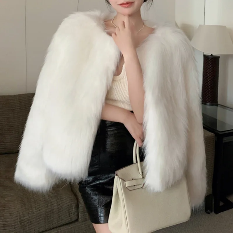 [EWQ] Casual Luxury Style Faux Fur Coat Long Sleeve Tassel Design All-match Women Winter Keep Warm Outerwears 2024 New 16O3311