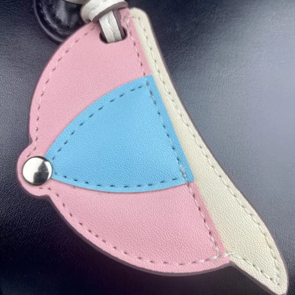 قبعة بيسبول من جلد البولي يوريثان مخيطة يدويًا - إكسسوار قلادة حقيبة صغيرة على شكل كتلة ملونة #5