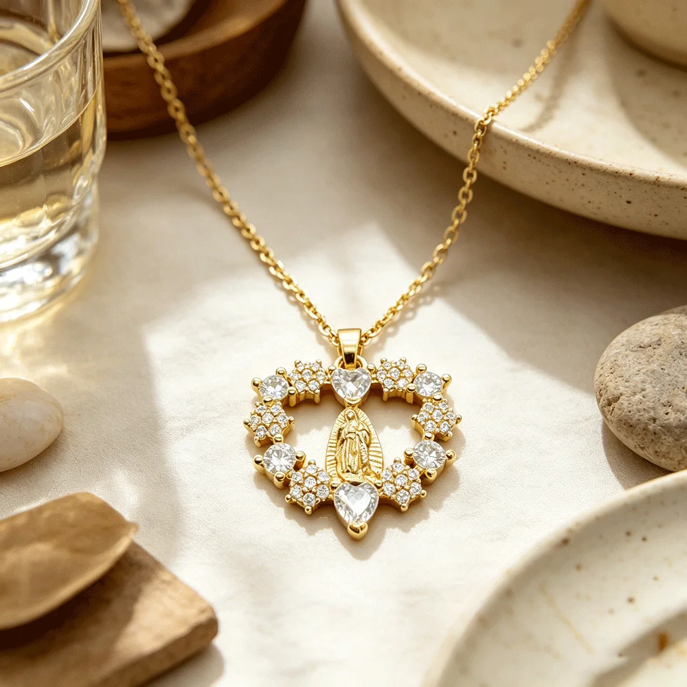 Collar con Corazón de la Virgen María Chapado en Oro y Plata con Circonita Cúbica, Joyería Religiosa para Mujer, Accesorios Diarios