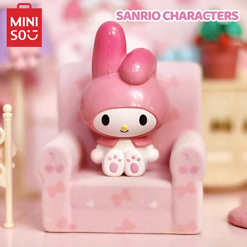 Sanurgente Blind Box Butter Sitting Series, Hello Kitty, Pompompurin, Kuromi Cinnamoroll, MyMelody, Pachacco Ornament, Marijuana, Cadeau d'anniversaire