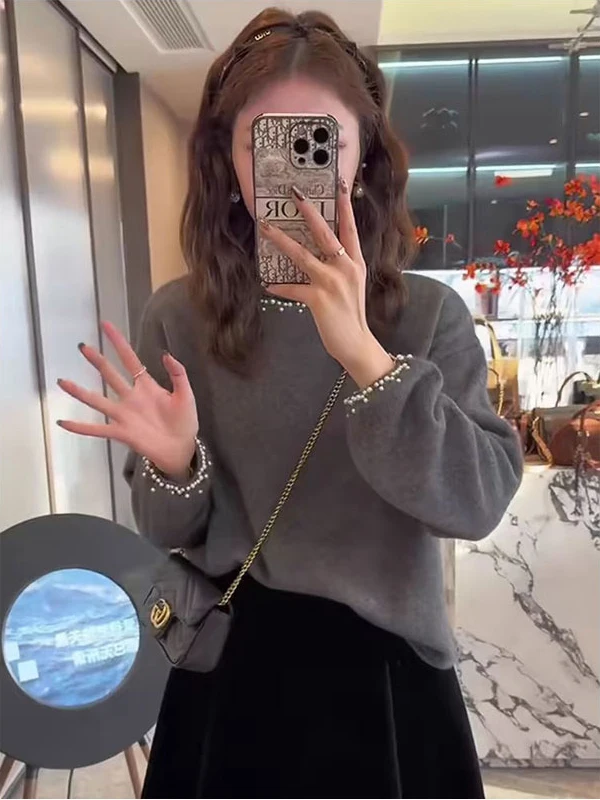 

Korean Style Lazy round Neck Heavy Embellished Sweater Autumn New Fashionable Versatile Knitted Shirt Women's Premium Quality