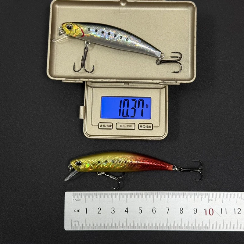 Minnow Wobbler 75mm con Recubrimiento UV – Patrón Perca para Lucio - imagen 3