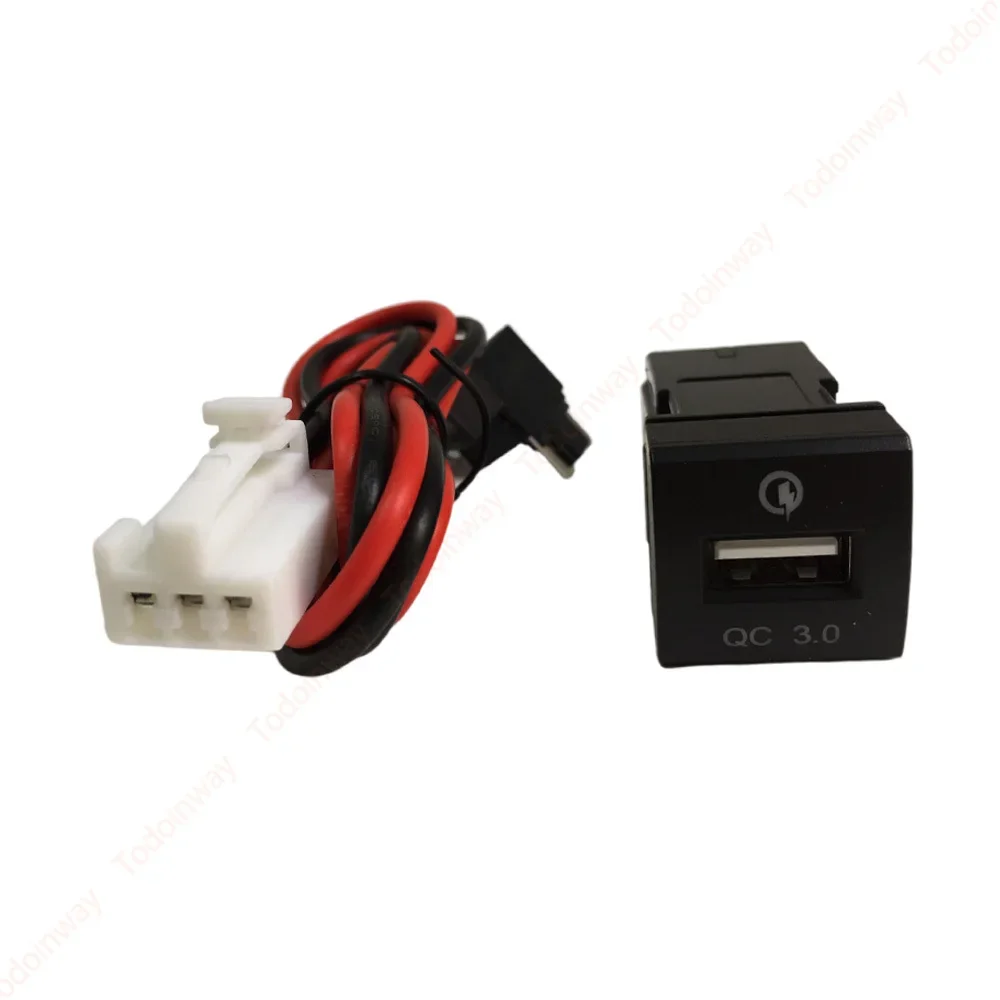 QC 3.0 USB Port Adapter Car Charger Socket Mobile Phone Fast Charging For Toyota Camry 2018 Corolla RAV4 2019 2020 Accessories