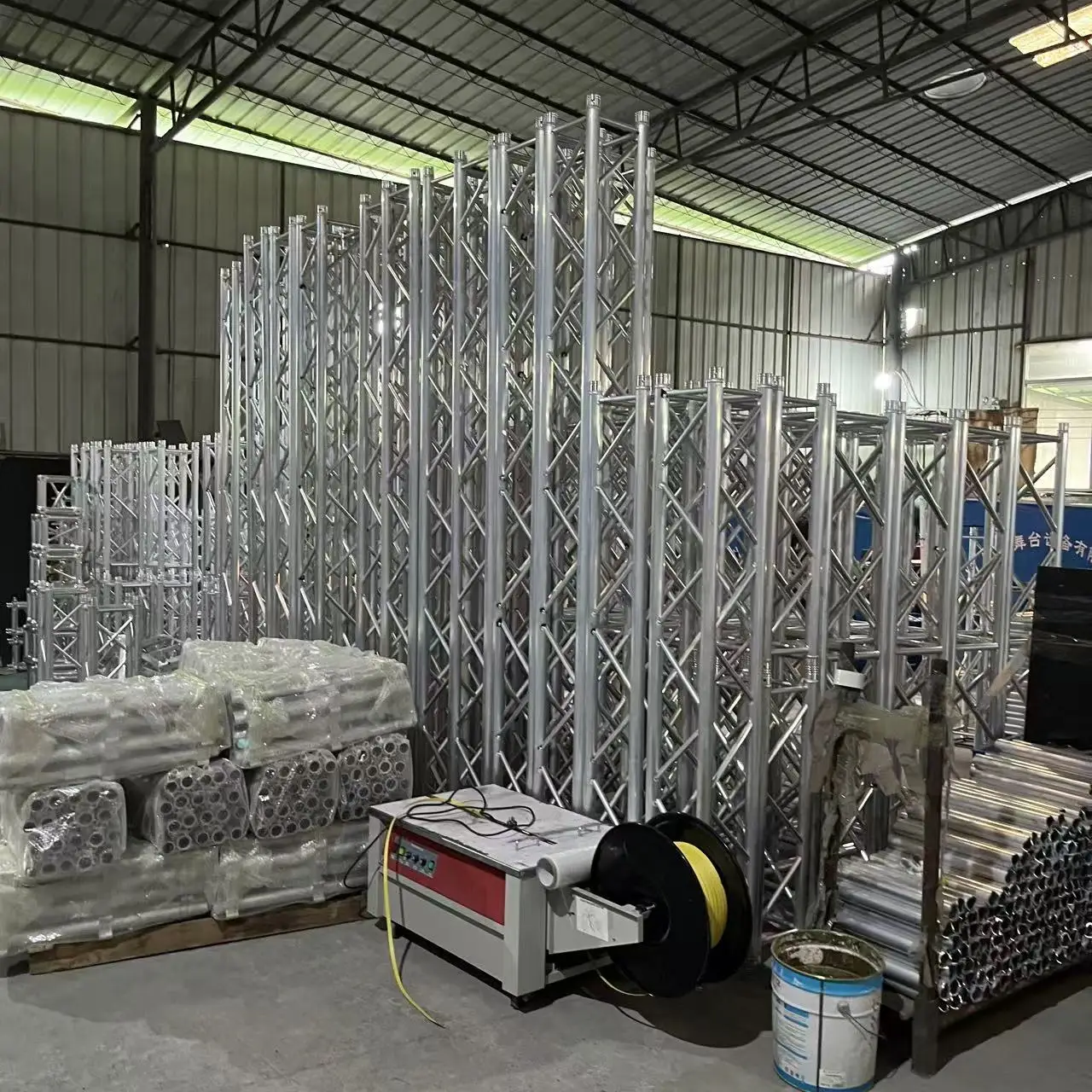 Exhibition Equipment Aluminum Heavy Truss Display System Stage Lighting Dj Truss square Lighting Truss for Event