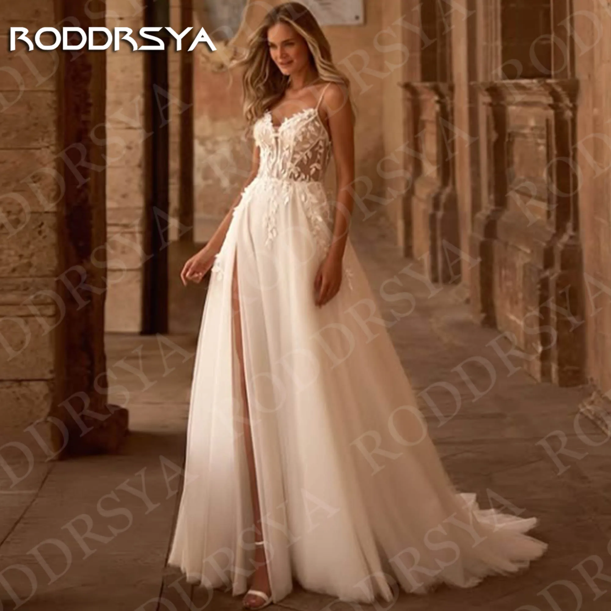 

RODDRSYA Elegant Wedding Dresses Boho Woman Spaghetti Straps Lace Appliques Open Back Bridal Dress Beach Tulle V Neck Customized