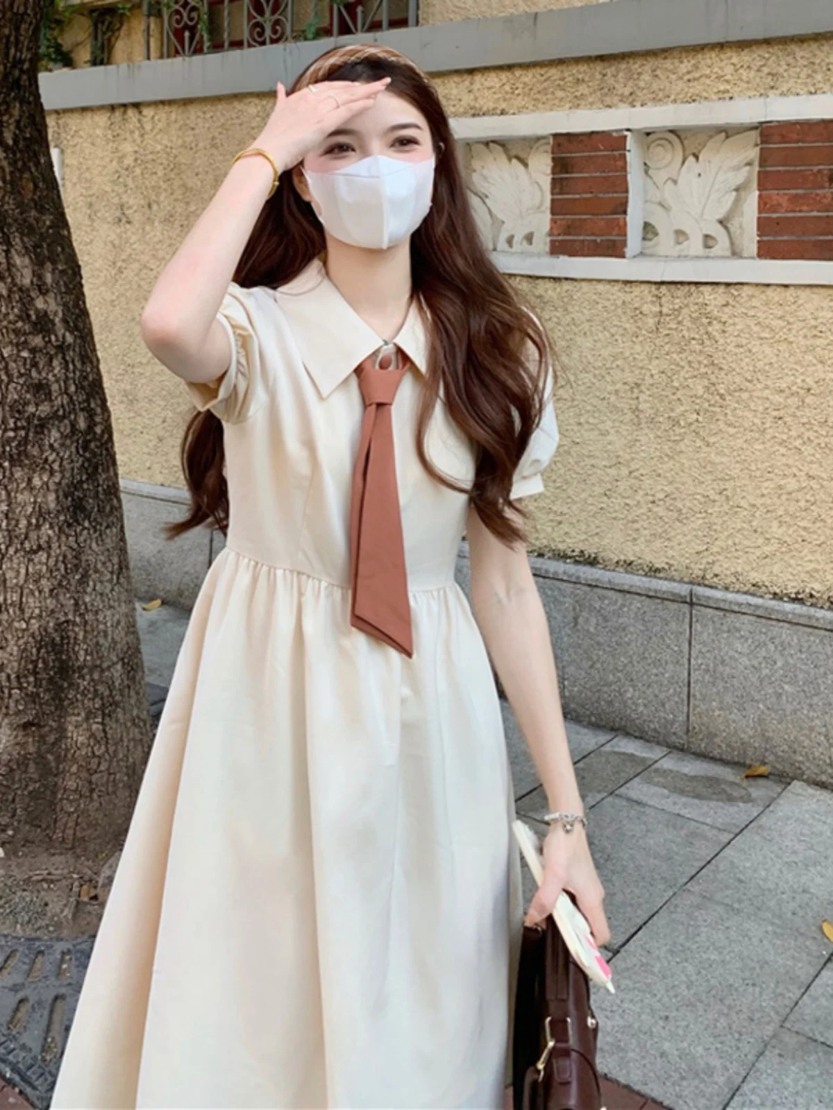 

Летнее женское платье больших размеров, стройнящее, с высокой талией, скрывающее недостатки фигуры, омолаживающее, в студенческом стиле, А-силуэт