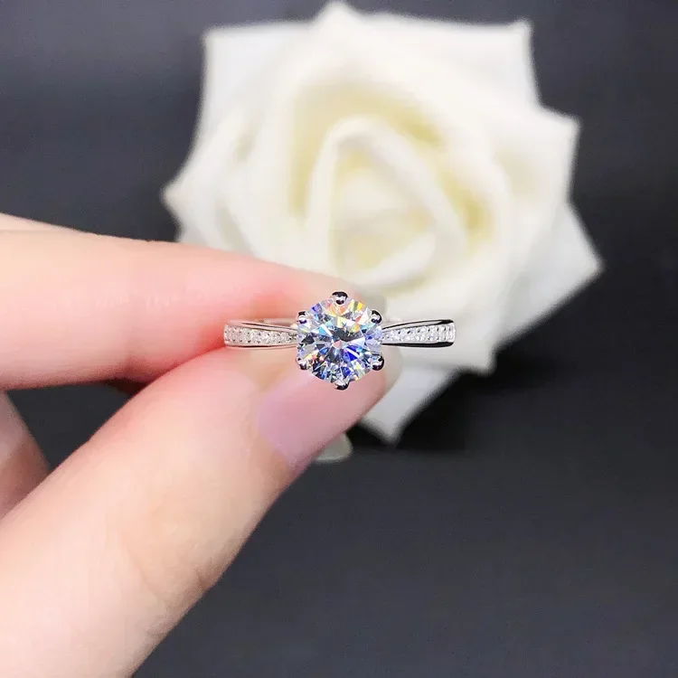 

Solid Platinum PT950 Women Moissanite Six Claw Open Adjustable Ring One Carat Proposal Diamond Ring