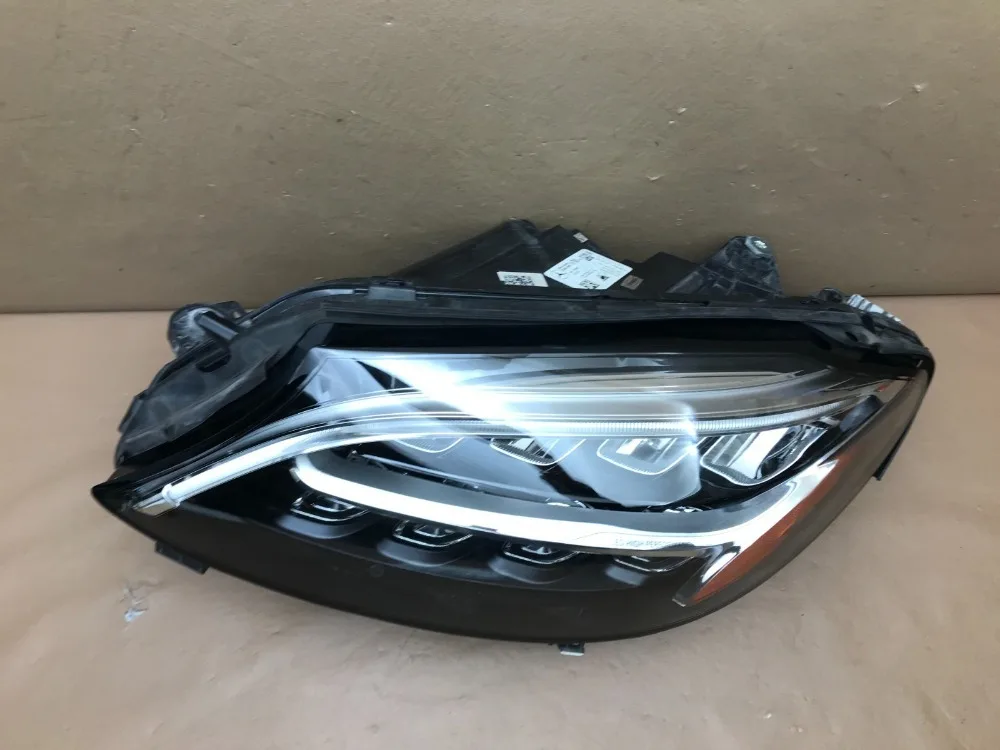 W205 C-Class 2018-2021 USA Standard LED Front Headlight Assembly OEM Auto Lighting System Parts 2059062706 2059062806 view 4