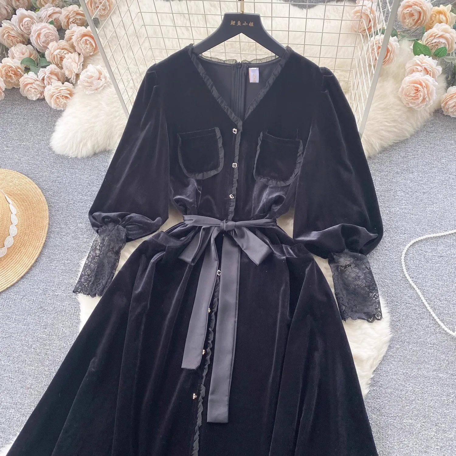 French New Autumn Winter Velvet Black Midi Dress Runway Women V Neck Single Breasted Lace Lantern Sleeve Lace Up Belt Vestidos