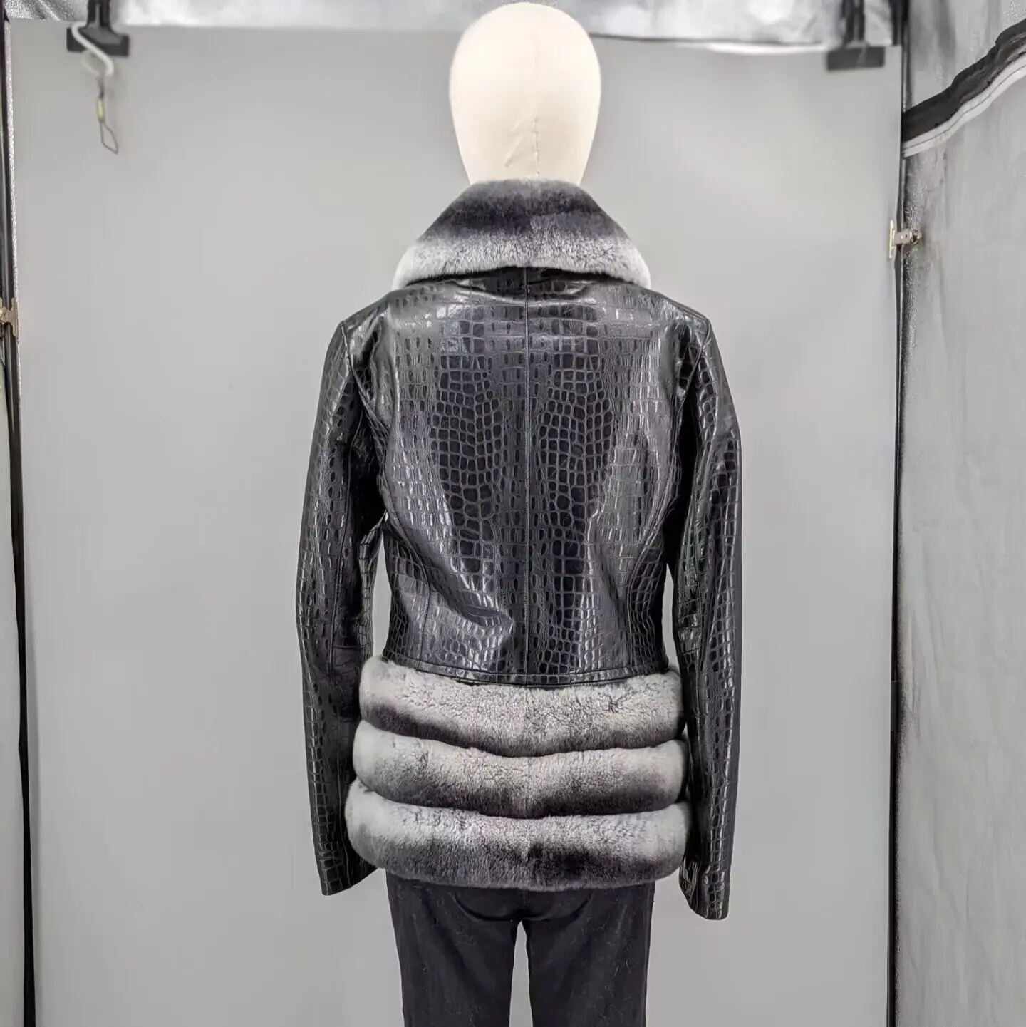 Women Black Real Sheepskin Biker Jacket Detachable Real Rex Rabbit Chinchilla Fur Collar & Hem Zip Pocket Winter Moto Outerwear