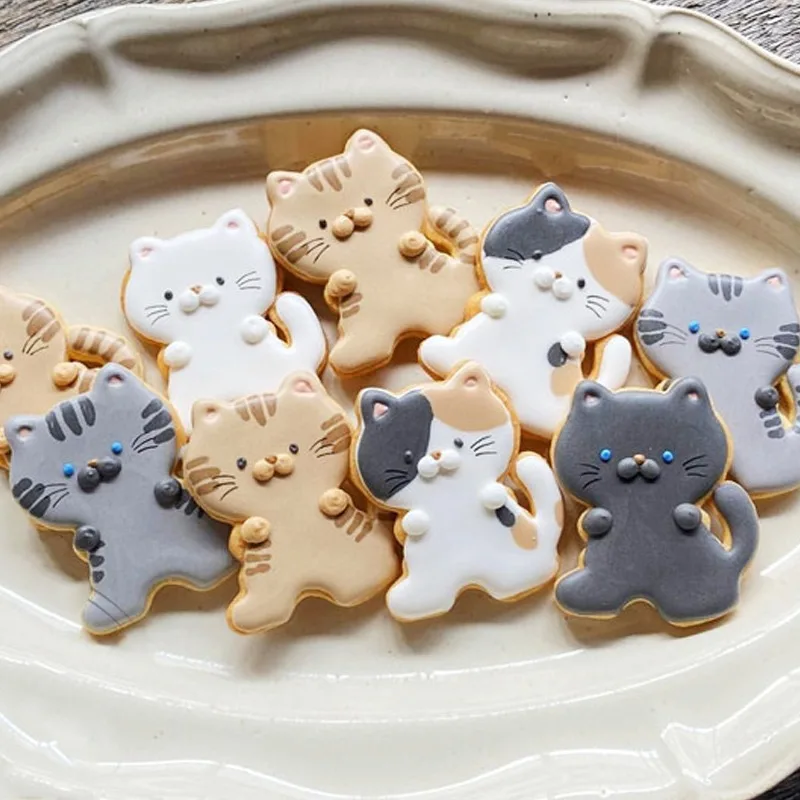 Cartoon Kitten Cat Shaped Biscuit Mold Animal Cookie Cutting Die Cake Decorating Tool Birthday Baking Accessories Kitchen Gadget