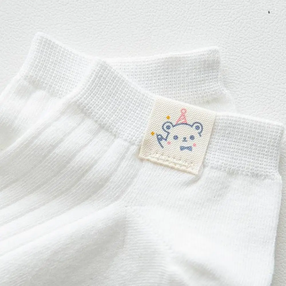 Cute Bear Pattern Women Cotton Socks Sweat Absorption Shallow Mouth Breathable Tube Socks Boat Socks