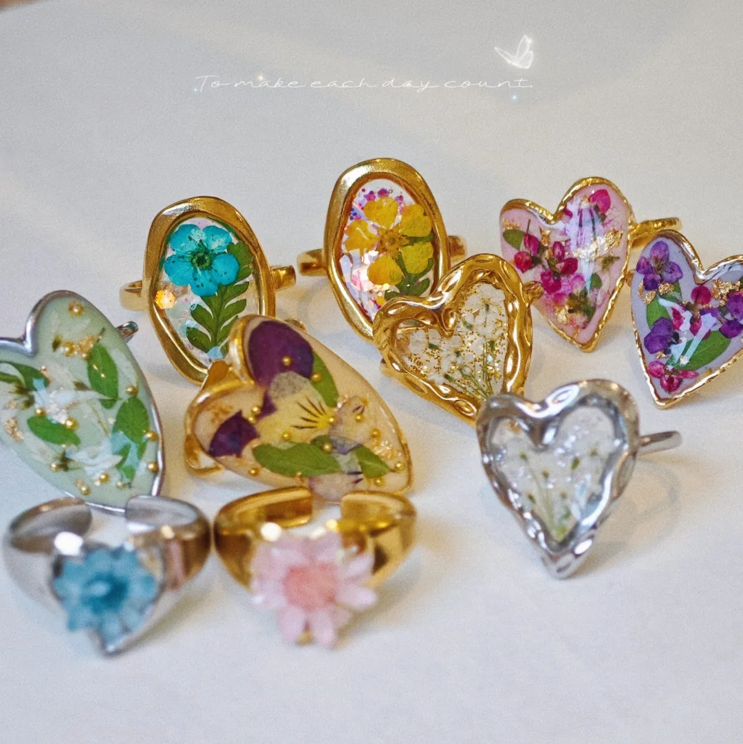 3343 Wholesale Eternal Flower Stainless Steel Open Ring Handmade Real Dried Flower Exquisite Accessory Vintage Christmas Gift