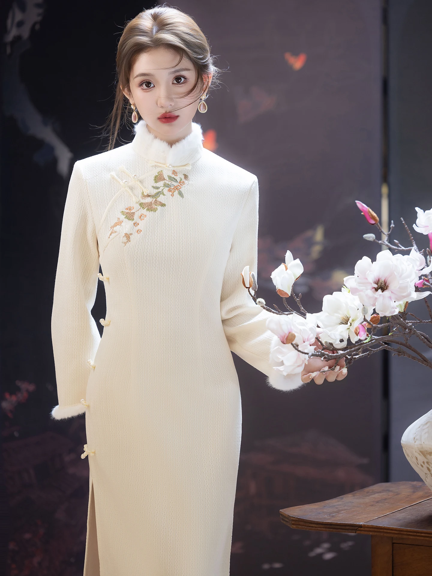 fiore-di-ciliegio-autunno-inverno-lungo-sve-young-sle-donna-nuovo-cinese-sle-2025-high-end-ele-young-modello-ch