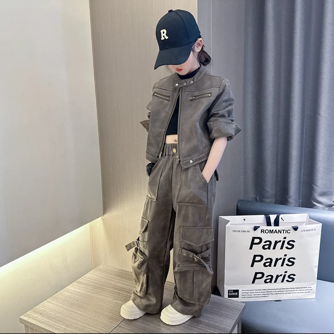 

Spring and Autumn Girls' Clothing Set 2026 New Children's Retro Short Coat+Pants 2-piece Set 110-170cm