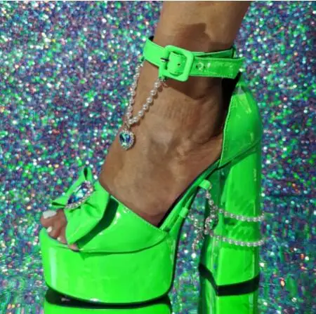 

Green Purple Leather Platform Butterfly Knot Peep Toe Summer Sandals Women Heart Crystal Pearl Chain Chunky Heels Shoes Lady