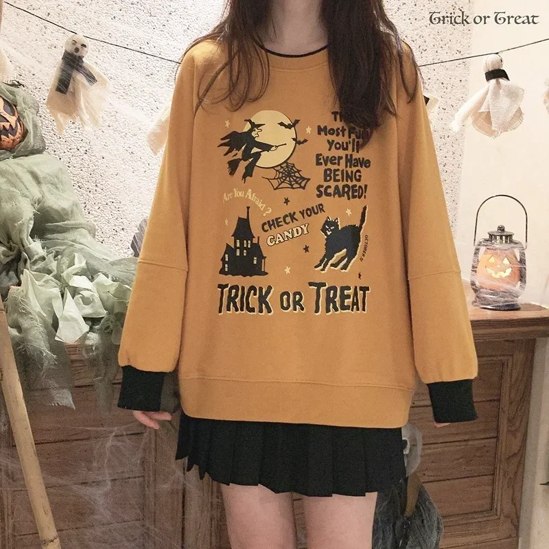 Trick or Treat Halloween Sweatshirt Women Autumn Witch Cat Castle Star Print Loose Raglan Sleeve Cotton Pullovers Kawaii Clothes